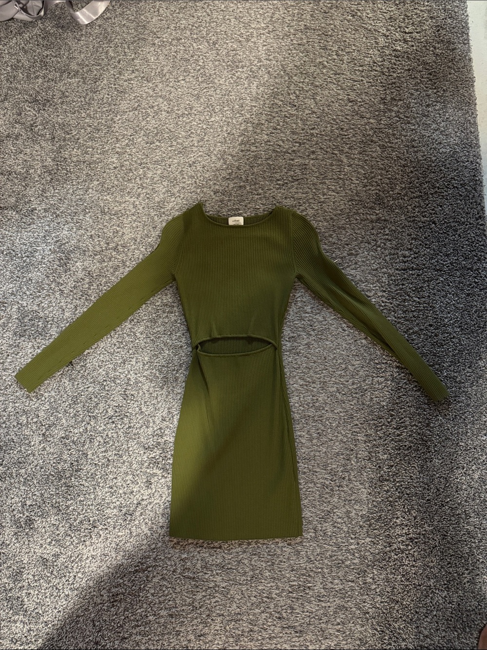 Wilfred Olive-Green Long Sleeve Ribbed Cutout Dress